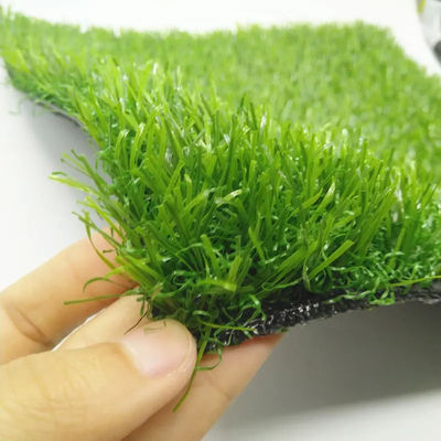 Thảm cỏ nhân tạo cảnh quan 20 mm Tổng hợp màu xanh lá cây 200 / M
