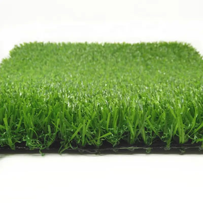 Trang trí sân vườn 25 mm Cỏ nhân tạo PE Turf Mật độ 16800