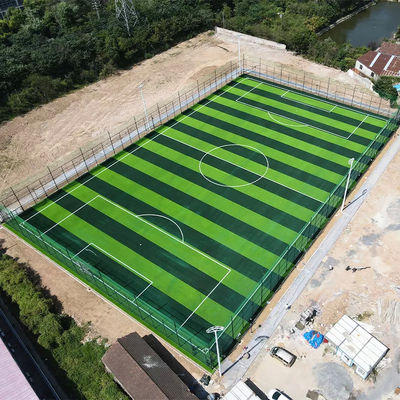 Bóng đá vườn ươm ngoài trời Cỏ nhân tạo 50mm PE Field Green